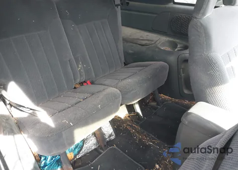 1995 Chevrolet Blazer from USA, damaged, VIN 1GNCT18W3S2147687